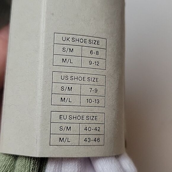 NEW ALLSAINTS CREW SOCKS GREEN BLACK WHITE M L MEDIUM LARGE ALL SAINTS  NWT - Picture 3 of 5